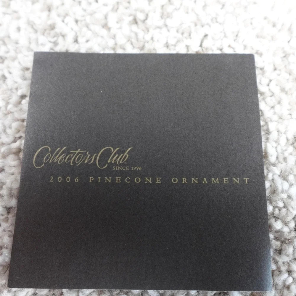 Longaberger 2006 Collector's Club Pinecone Ornament Amber Blown Glass USA Box